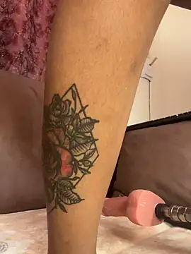 Candiey001 online show from April 3, 11:33 pm