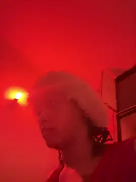 Snapshot of Candiey001 chatting on February 26, 10:26 am Candiey001 online show from February 26, 10:26 am