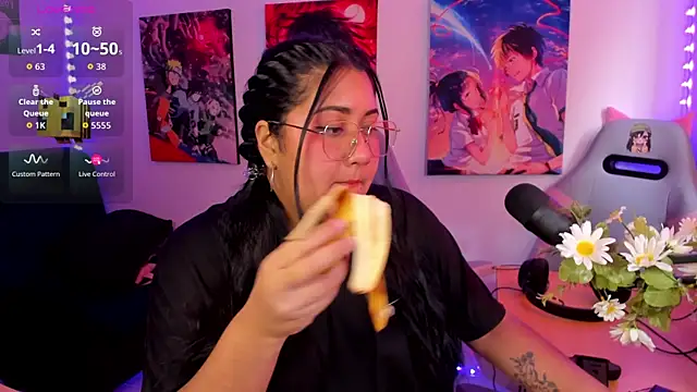 haru u2 online show from October 4, 3:13 pm