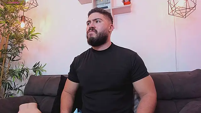 SebastianVilla  online show from May 12, 8:15 pm