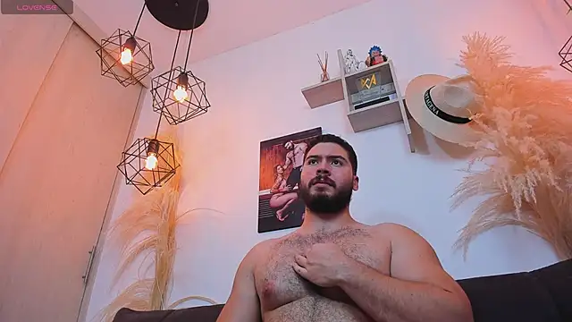 SebastianVilla  online show from March 7, 11:32 pm