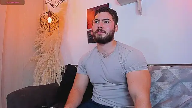 SebastianVilla  online show from March 13, 11:32 pm