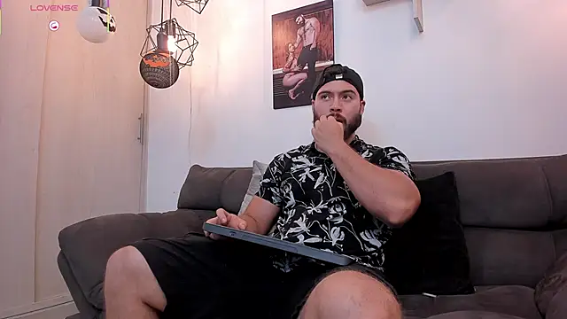 SebastianVilla  online show from October 8, 10:43 pm