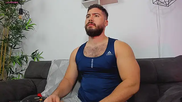 SebastianVilla  online show from May 14, 12:29 am