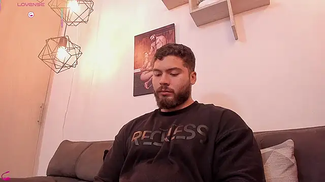 SebastianVilla  online show from September 15, 11:05 pm