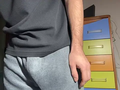 Snapshot of Drogon1000 chatting on February 26, 3:01 pm Drogon1000 online show from February 26, 3:01 pm