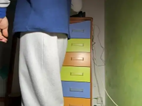 Snapshot of Drogon1000 chatting on February 16, 8:40 pm Drogon1000 online show from February 16, 8:40 pm