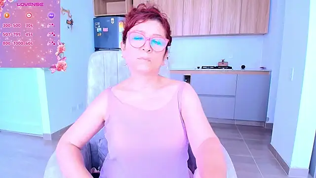 kendrajhonson online show from November 7, 8:46 pm