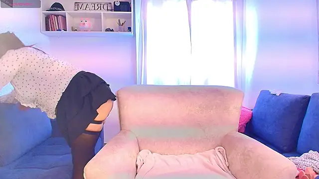 Snapshot of kendrajhonson chatting on March 4, 8:38 pm kendrajhonson online show from March 4, 8:38 pm