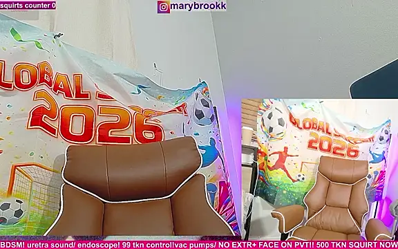 Snapshot of MaryBrook1 chatting on June 25, 3:39 pm MaryBrook1 online show from June 25, 3:39 pm