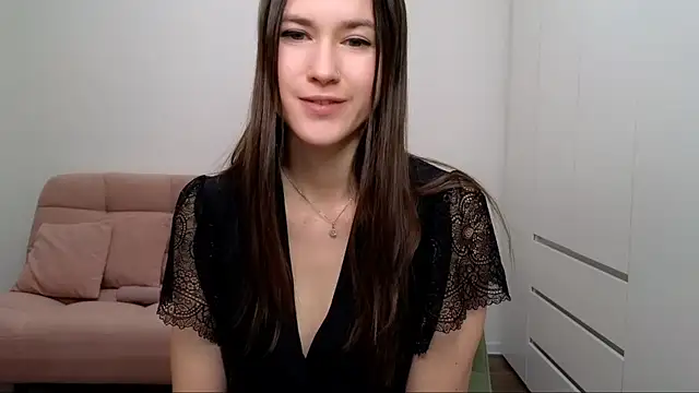 Snapshot of AliciaNewell chatting on February 10, 12:08 pm AliciaNewell online show from February 10, 12:08 pm