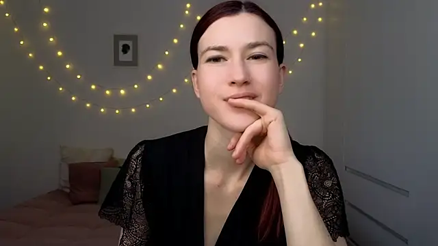 AliciaNewell online show from March 25, 3:22 pm