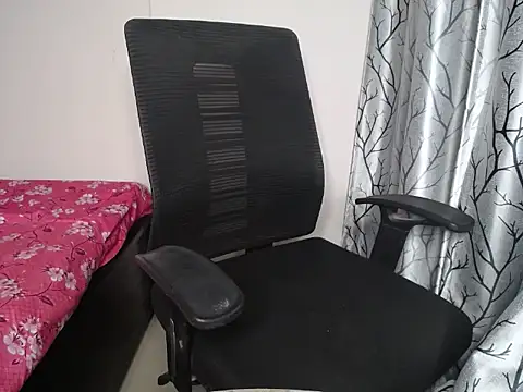 Naila00 online show from February 28, 3:55 pm