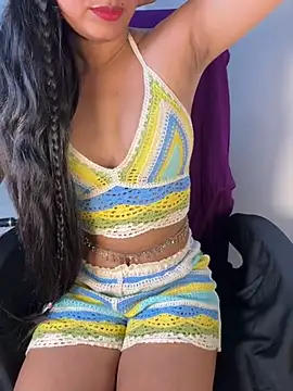 Snapshot of sneha_babe chatting on March 16, 4:52 am sneha babe online show from March 16, 4:52 am