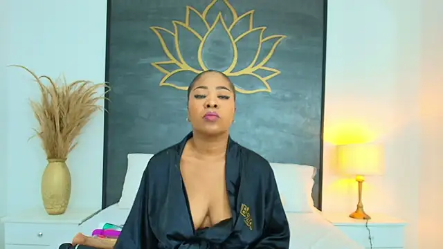 Snapshot of AlisonTravis chatting on February 16, 7:34 pm AlisonTravis online show from February 16, 7:34 pm