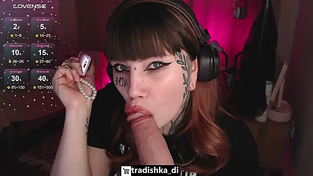 Snapshot of tradishka chatting on November 5, 8:12 pm tradishka online show from November 5, 8:12 pm