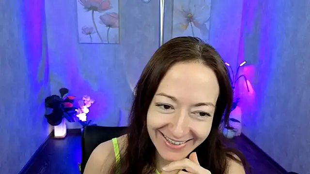Snapshot of kimberlyray777 chatting on March 18, 6:50 am kimberlyray777 online show from March 18, 6:50 am