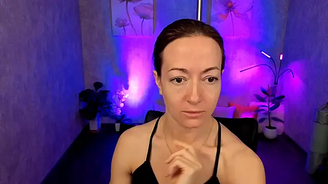 Snapshot of kimberlyray777 chatting on March 5, 6:01 am kimberlyray777 online show from March 5, 6:01 am