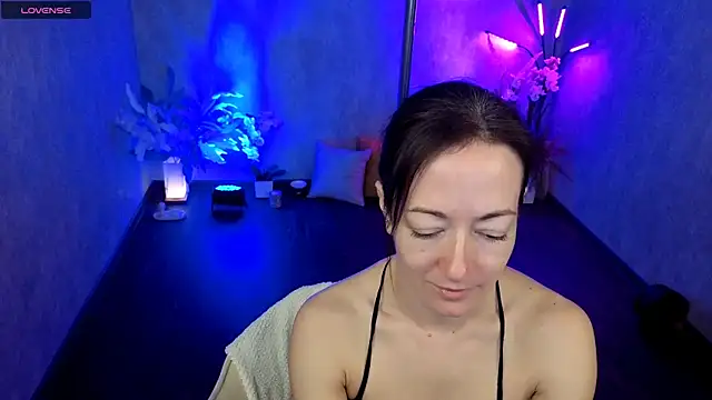 Snapshot of kimberlyray777 chatting on May 18, 6:07 am kimberlyray777 online show from May 18, 6:07 am