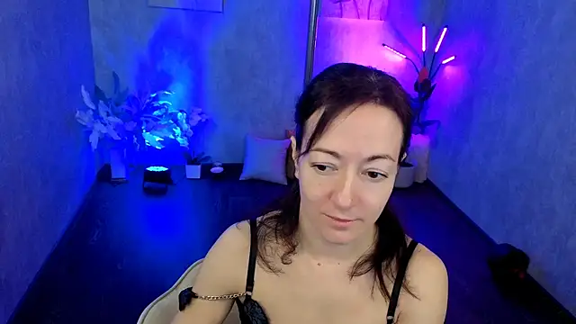 kimberlyray777 online show from March 20, 5:30 am
