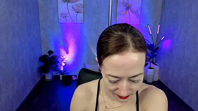Snapshot of kimberlyray777 chatting on February 10, 7:58 am kimberlyray777 online show from February 10, 7:58 am
