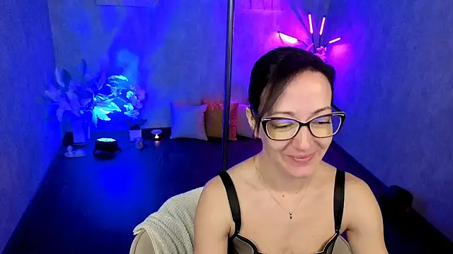 kimberlyray777 online show from June 30, 5:29 am