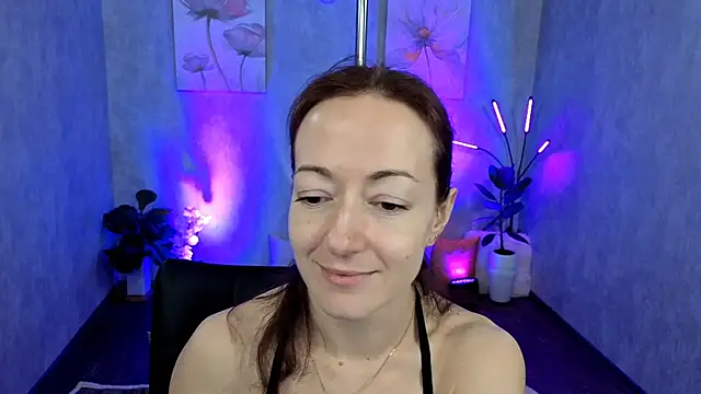 Snapshot of kimberlyray777 chatting on February 9, 1:14 pm kimberlyray777 online show from February 9, 1:14 pm