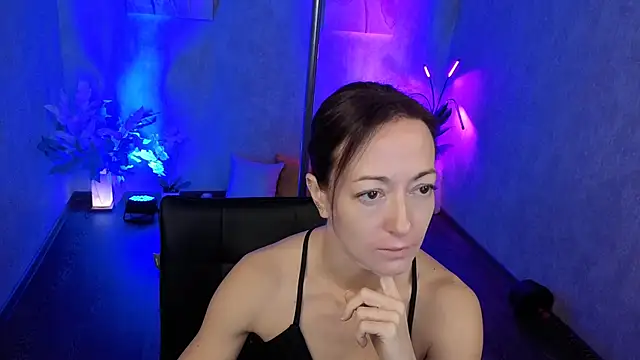 Snapshot of kimberlyray777 chatting on September 30, 1:33 am kimberlyray777 online show from September 30, 1:33 am