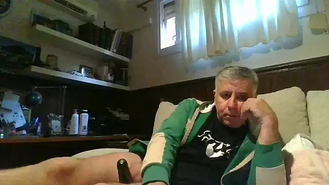 Snapshot of parejamlga58 chatting on December 2, 2:58 pm parejamlga58 online show from December 2, 2:58 pm