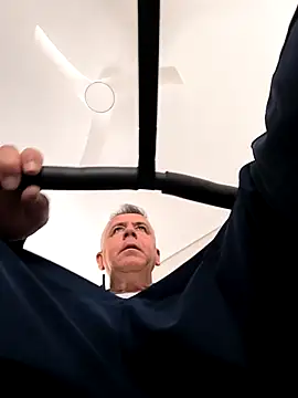 parejamlga58 online show from March 9, 10:52 am