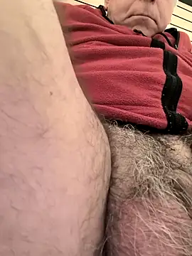 parejamlga58 online show from February 25, 9:58 pm