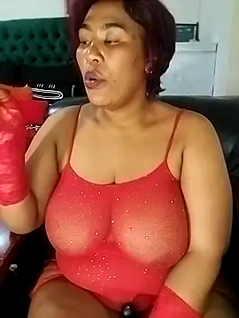 KINKYTEE20 online show from November 29, 9:48 pm