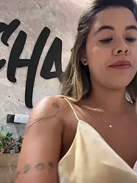 Emilia Bakerr online show from May 17, 6:52 pm