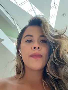 Emilia Bakerr online show from June 17, 7:46 pm