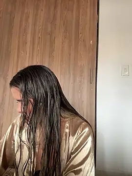 Emilia Bakerr online show from June 9, 7:48 pm