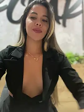 Snapshot of Emilia_Bakerr chatting on March 16, 3:14 am Emilia Bakerr online show from March 16, 3:14 am