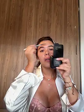 Emilia Bakerr online show from May 18, 6:12 pm