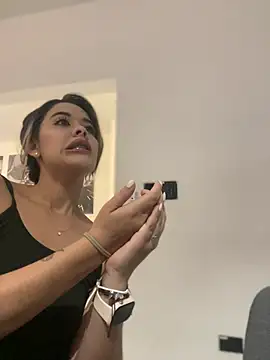 Snapshot of Emilia_Bakerr chatting on February 18, 6:15 pm Emilia Bakerr online show from February 18, 6:15 pm