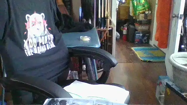 Daremeknot online show from December 19, 6:21 pm