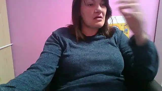 Snapshot of Lucinka1 chatting on March 21, 6:40 pm Lucinka1 online show from March 21, 6:40 pm