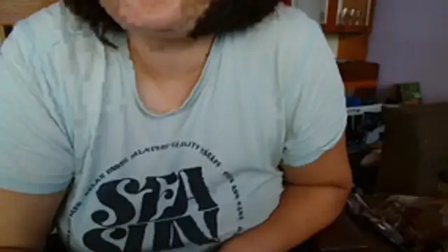 Lucinka1 online show from July 18, 5:21 pm