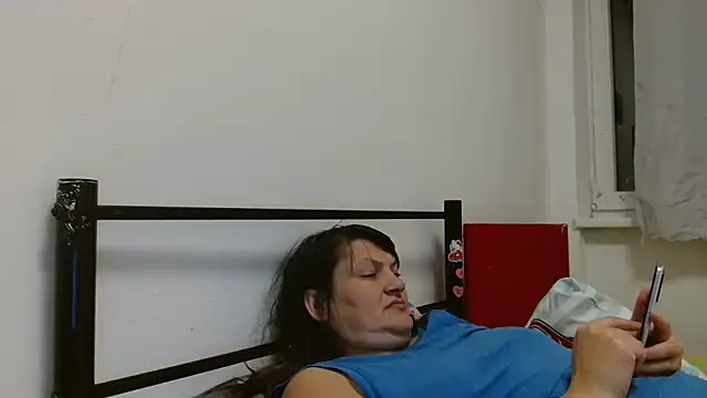 Lucinka1 online show from October 4, 8:43 pm