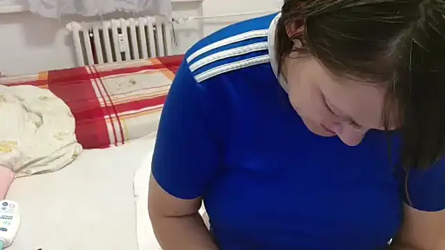 Snapshot of Lucinka1 chatting on November 14, 4:10 pm Lucinka1 online show from November 14, 4:10 pm