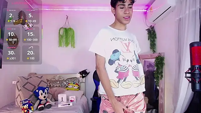 huge armound online show from April 17, 3:42 am