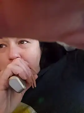 sweetkitty111 online show from February 15, 8:23 pm