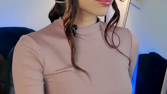 AllieEvans online show from March 14, 9:54 pm