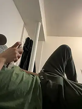 Snapshot of Anonimo_x22 chatting on February 19, 1:18 am Anonimo x22 online show from February 19, 1:18 am