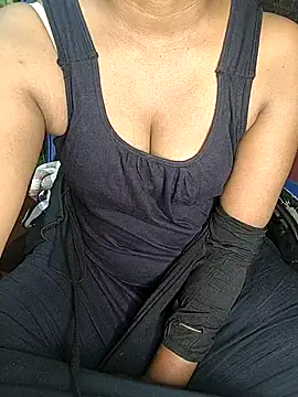 Telugu ammayi pooja online show from January 7, 4:56 pm