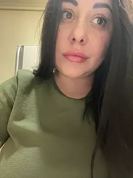 DaisyStreet online show from April 12, 6:44 pm