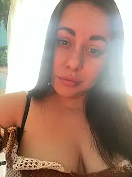 DaisyStreet online show from April 14, 11:37 am